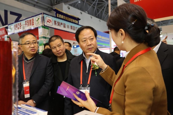 新疆医药企业组团赴重庆参加第82届全国药品交易会