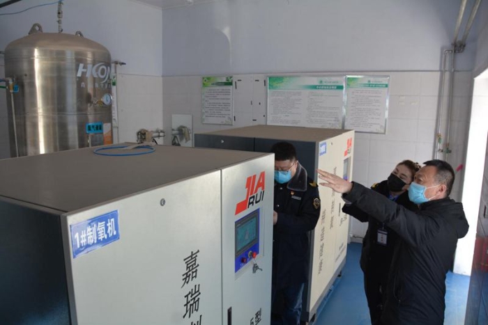 内蒙古西乌旗市场监管局开展医用氧气、医用集中供氧系统分子筛设备安全生产专项检查