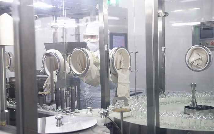 图二新疆德源生物工程有限公司生产车间。 图二新疆德源生物工程有限公司生产车间。