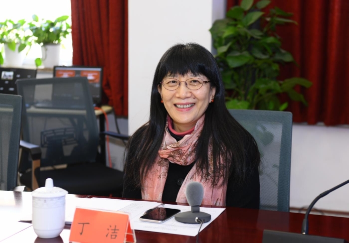 图为丁洁 图为丁洁