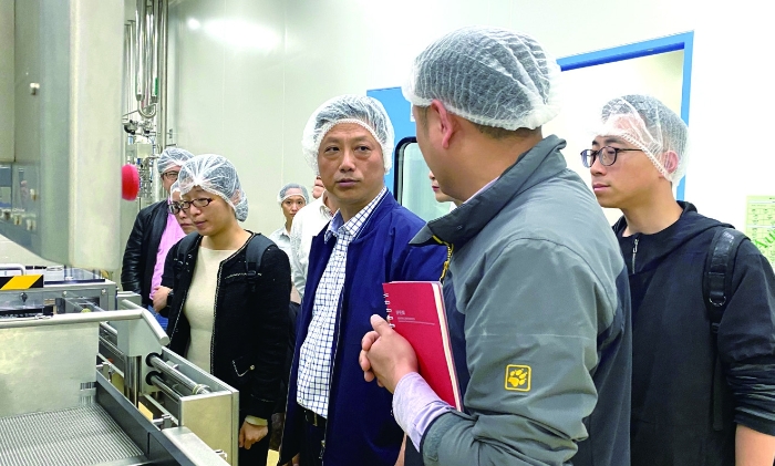 浙江省药监局“黑匣子”工程建设工作专班赴杭州澳亚生物实地调研“黑匣子”运行情况。