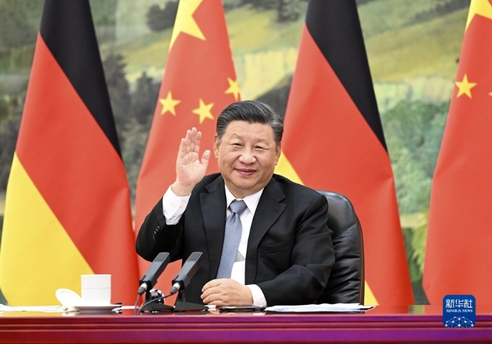 10月13日，国家主席习近平在北京同德国总理默克尔举行视频会晤。新华社记者 李学仁 摄