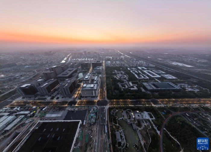 雄安新区容东片区的清晨（2022年9月8日摄，无人机照片）。新华社记者 邢广利 摄