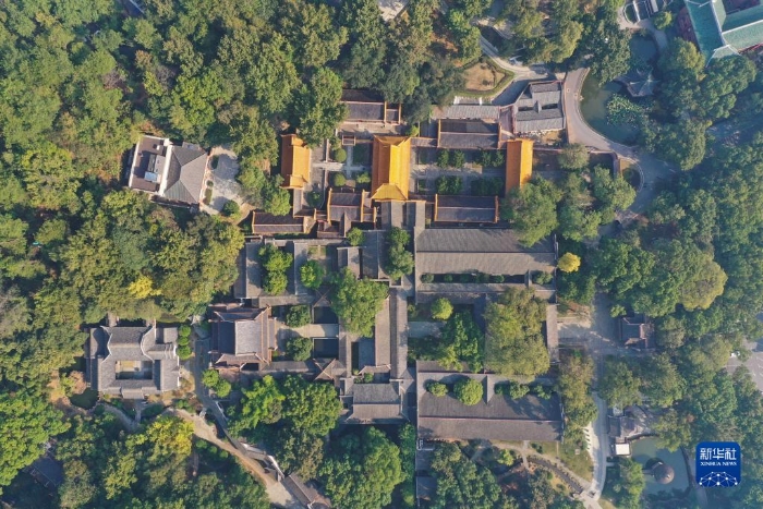 这是10月16日拍摄的湖南省长沙市岳麓书院（无人机照片）。新华社记者 薛宇舸 摄