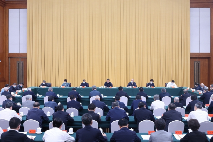 6月2日，中共中央总书记、国家主席、中央军委主席习近平在北京出席文化传承发展座谈会并发表重要讲话。新华社记者 王晔 摄
