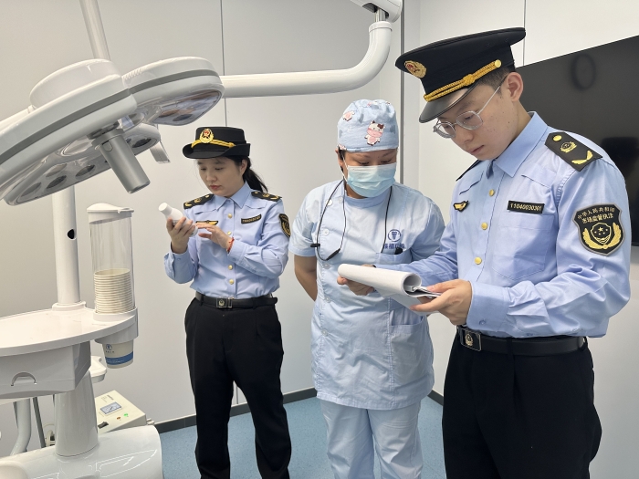 浙江湖州开展牙科诊所专项检查2 浙江湖州开展牙科诊所专项检查2