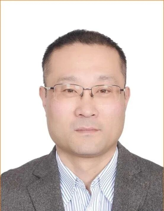 浙江省药监局党组书记、局长王状武