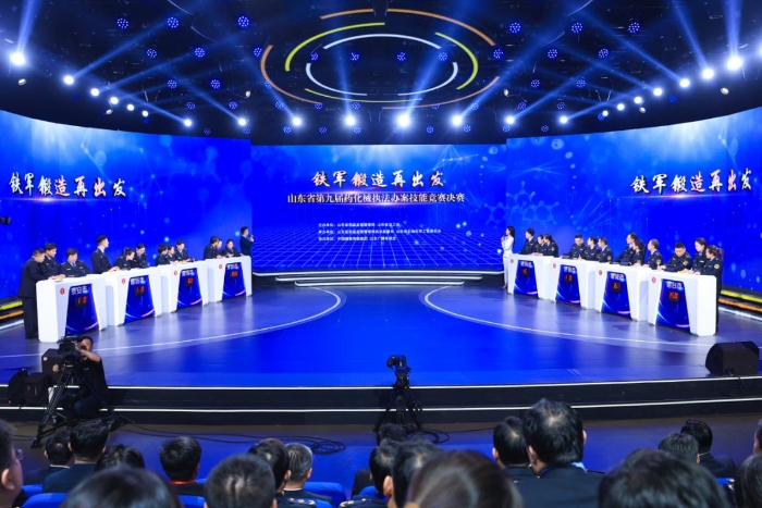 图为团体决赛现场。