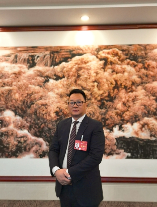 全国人大代表、启迪药业集团股份公司董事长焦祺森