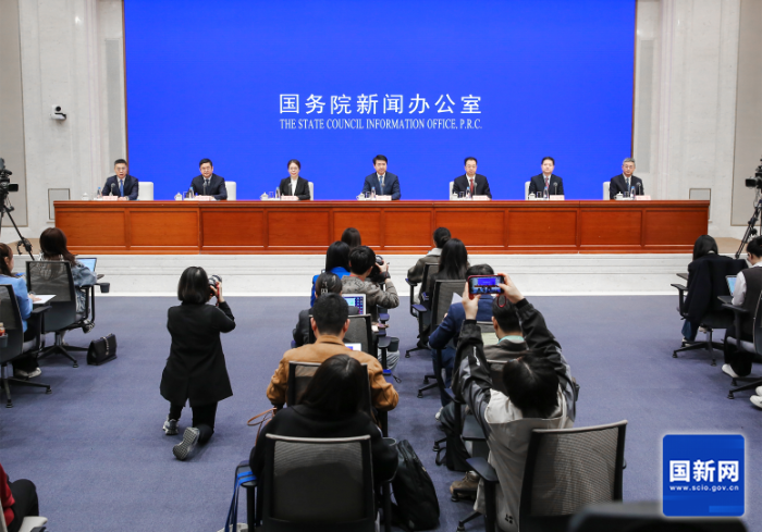 国务院政策例行吹风会现场（刘健 摄）