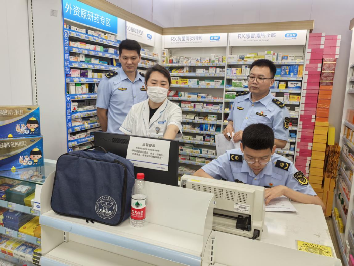 天津市药监局第三监管办联合六个区市场监管局深入实施药品监管“清源”行动02